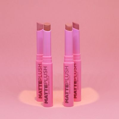 Matte Plush Lipstick Nude